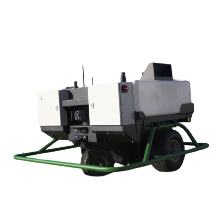 Robot d'arrosage autonome BotsWeLove pour stades| SO'VERT