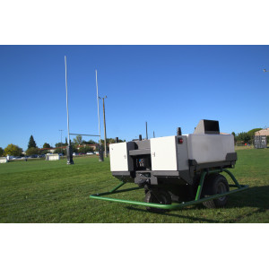 Robot d'arrosage autonome BotsWeLove pour stades| SO'VERT